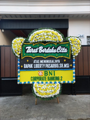 Papan Bunga Duka di Kurulu